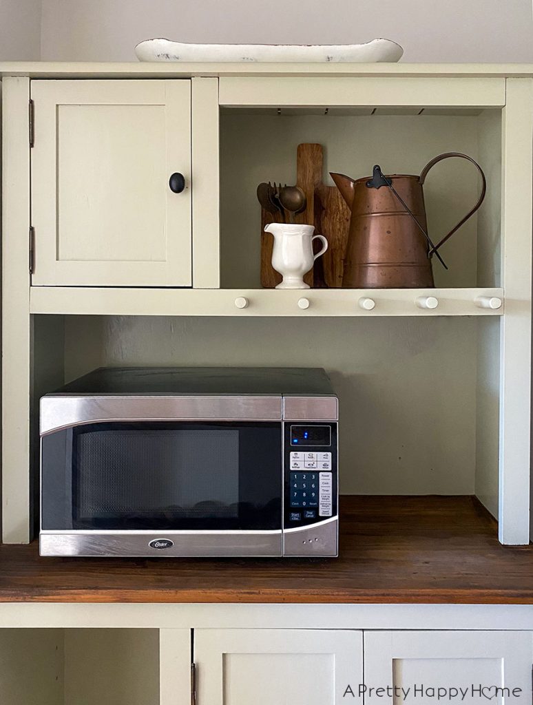 microwave station in a colonial farmhouse