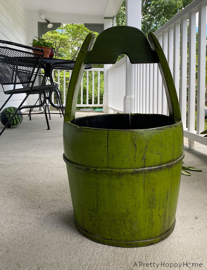 well bucket book holder