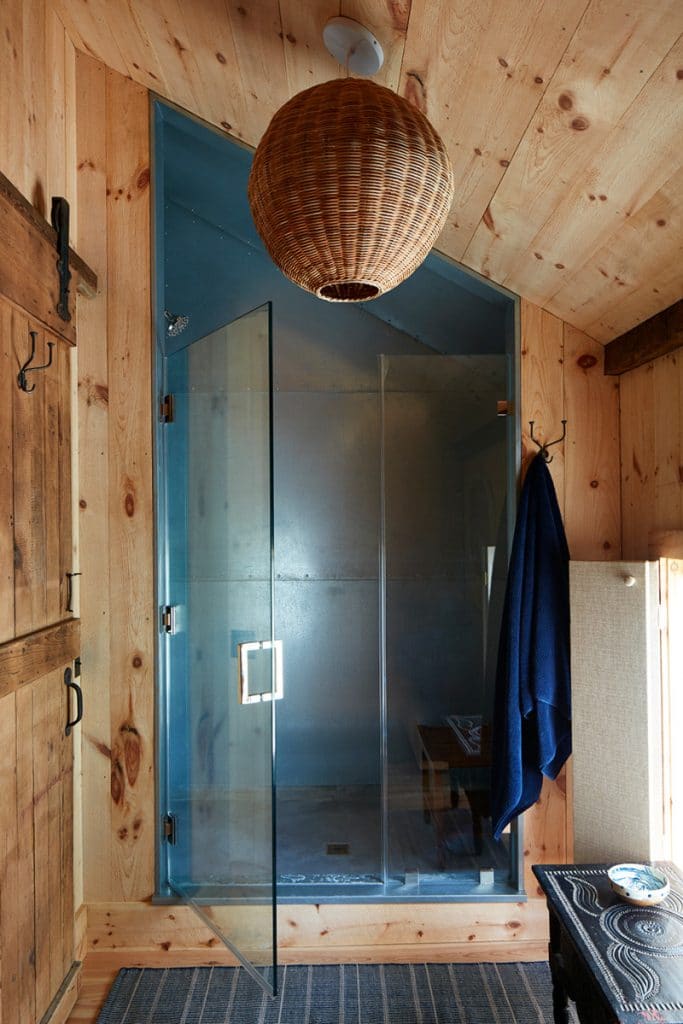 PHOTOGRAPHY BY STEPHEN KENT JOHNSON Markham Roberts sheet metal shower via domino on the happy list