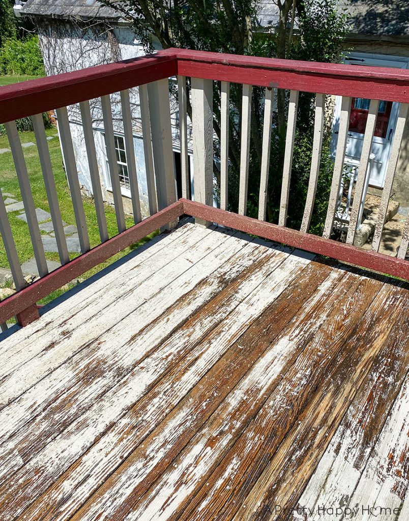 deck with black railing
