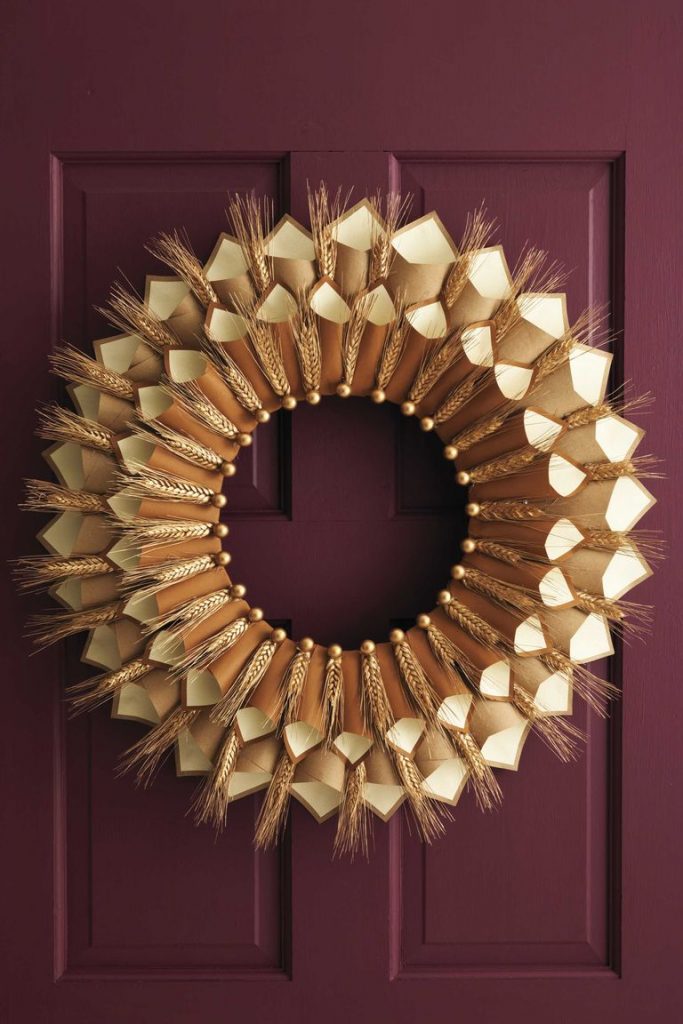 thanksgiving cone wreath via women's day on the happy list