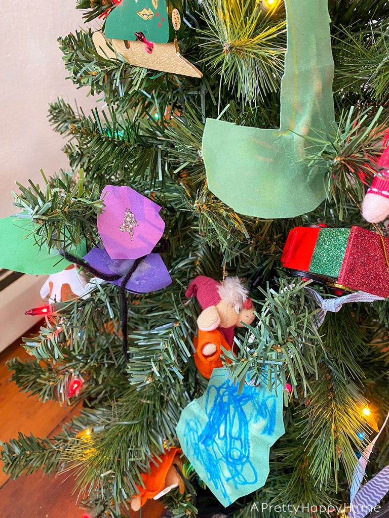 kids' Christmas tree