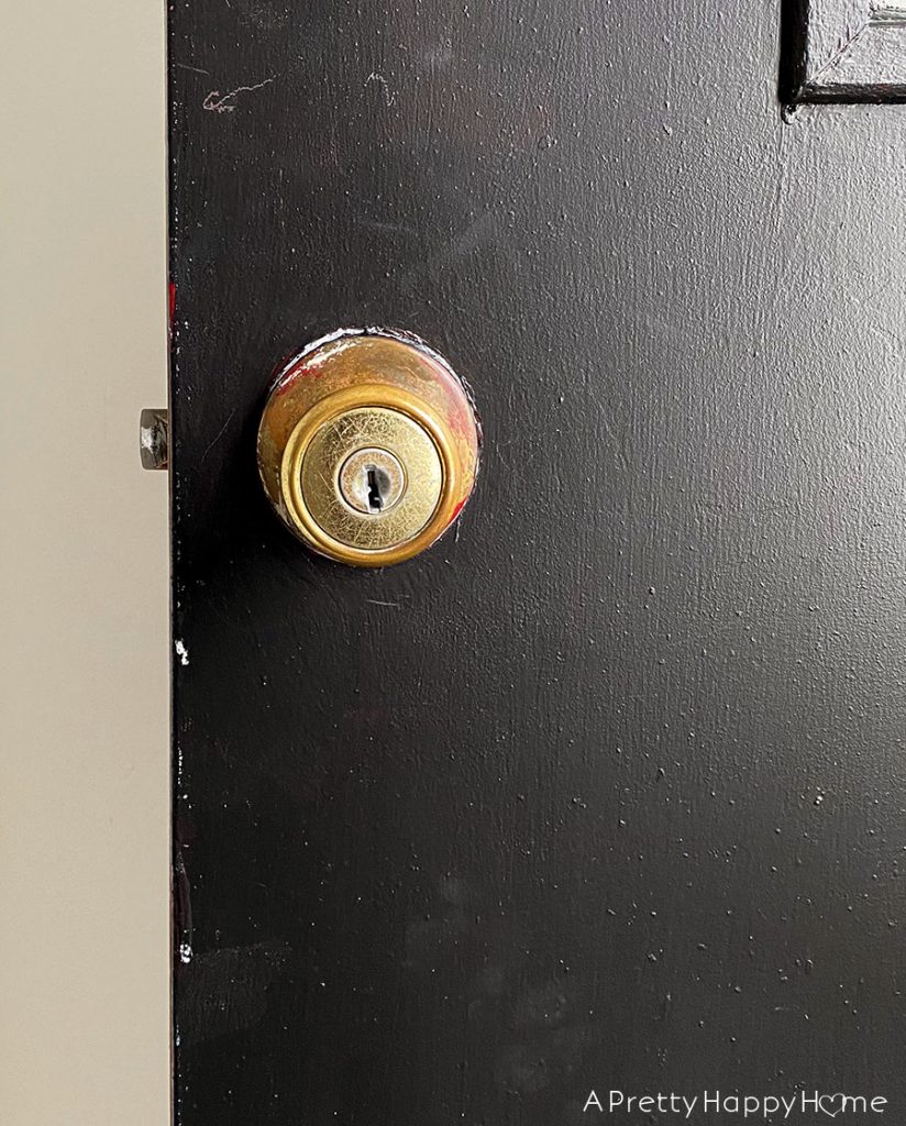 carriage house lock before old doorknob