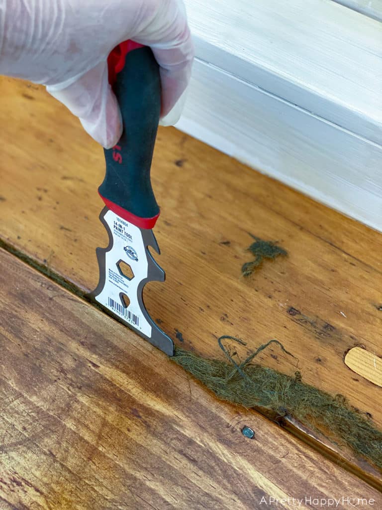 how to fill gaps in wood floors with oakum