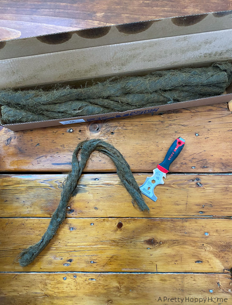 how to fill gaps in wood floors with oakum