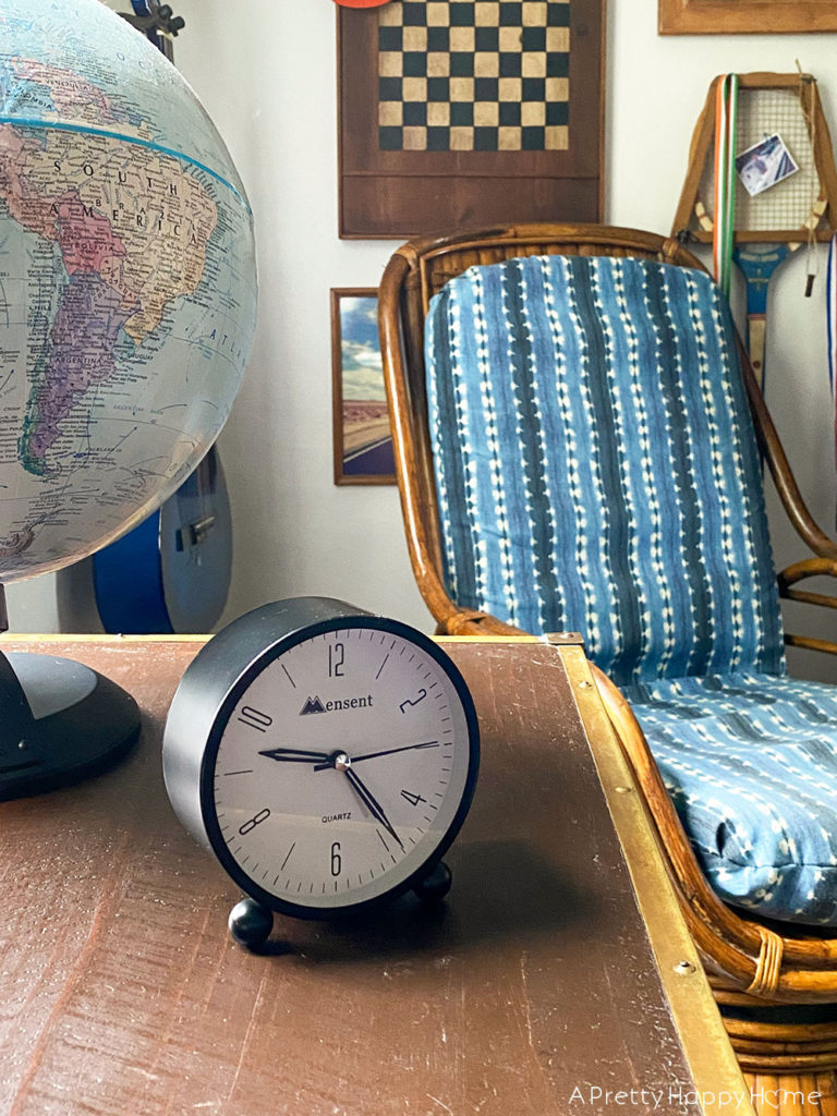 vintage battery powered alarm clock on the happy list