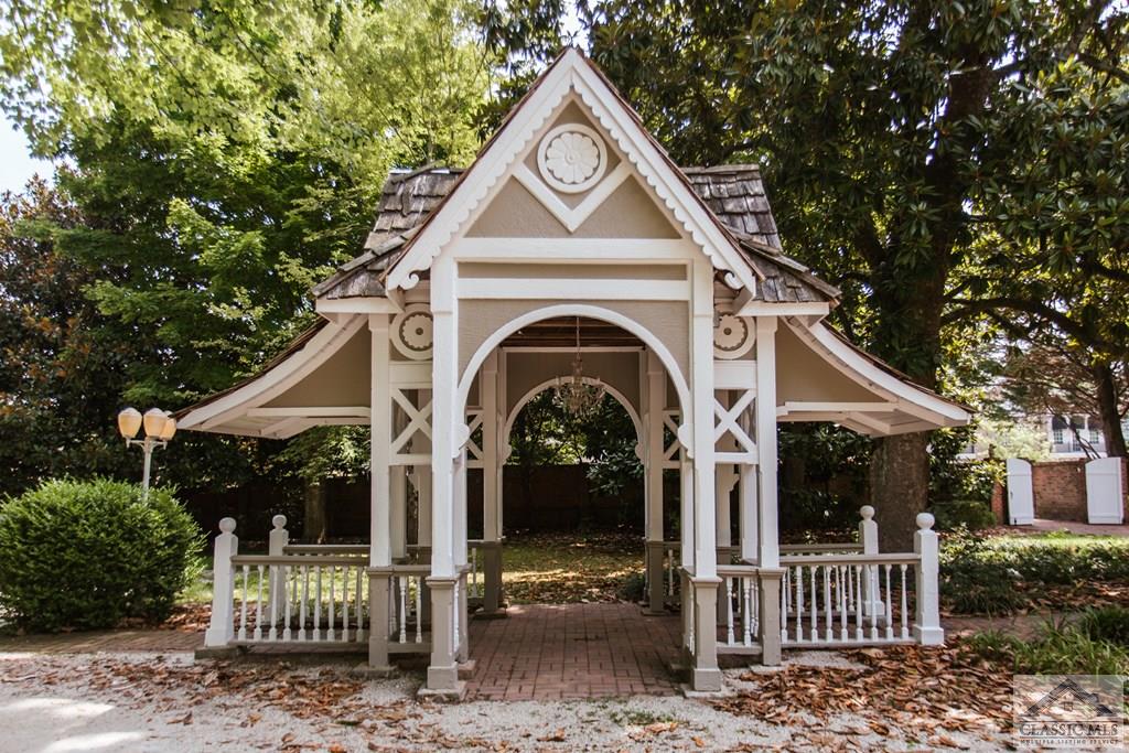 gazebo listed by cj and l real estate georgia on the happy list