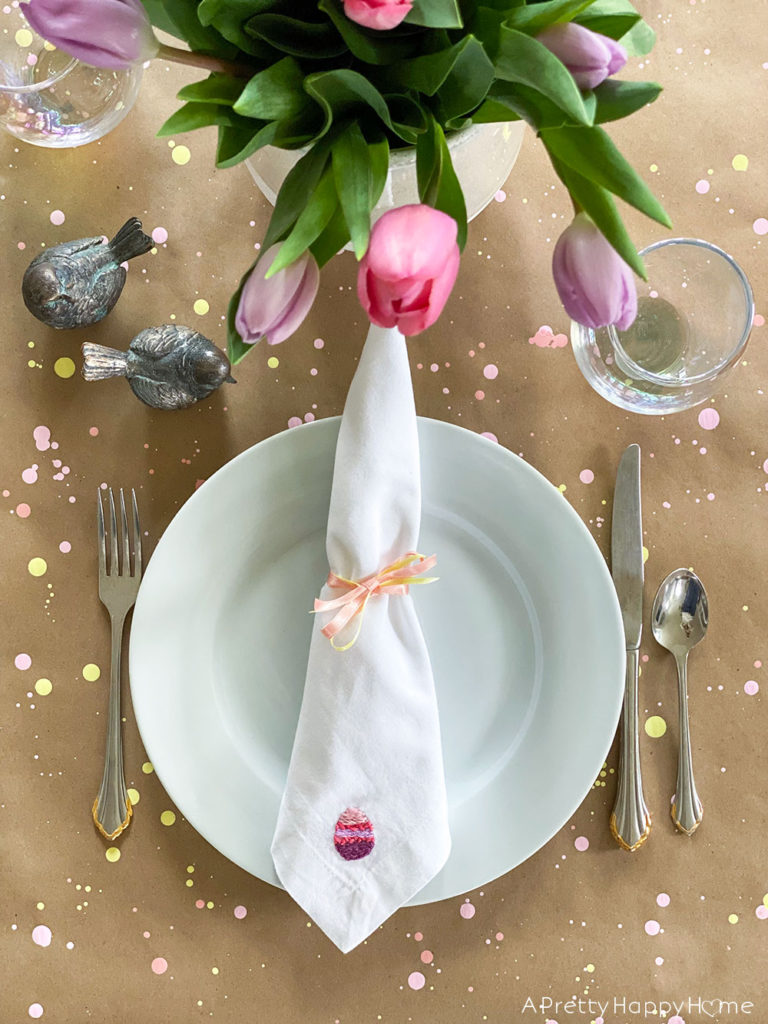 how to make Easter Egg Embroidered Napkins