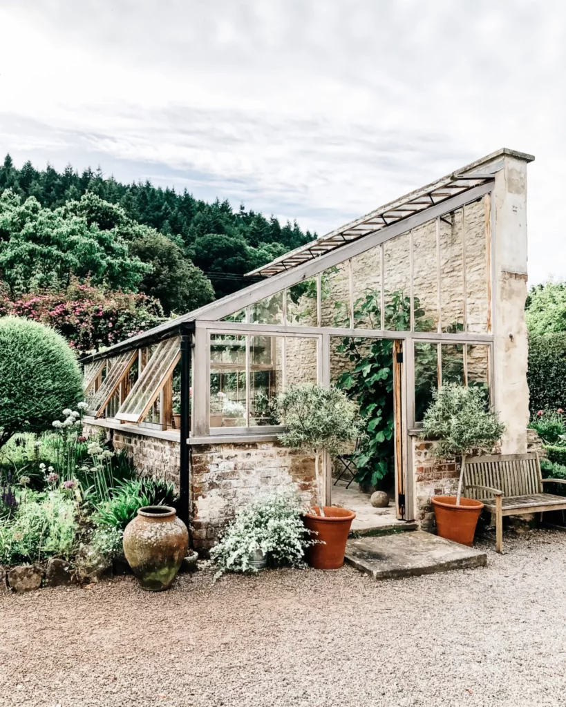 harriet's greenhouse herefordshire @yomargey on the happy list