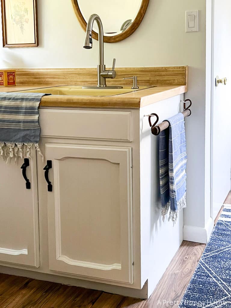 diy rustic towel bar from an antique harness