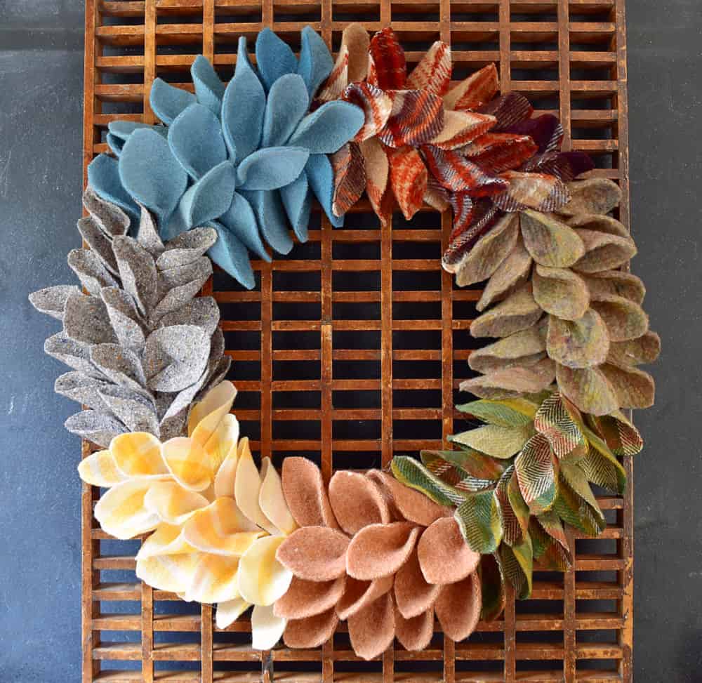 Lora Bloomquist fabric wreath from blankets on the happy list