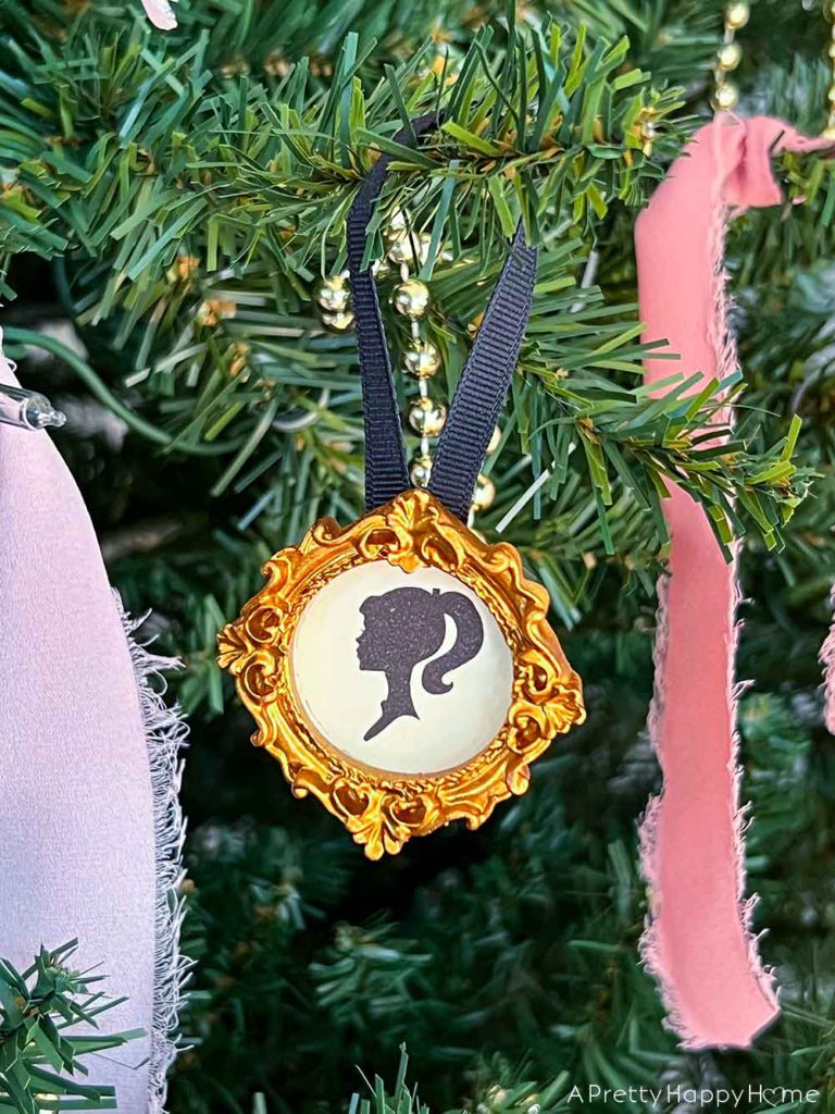diy mini silhouette ornaments in a gold frame