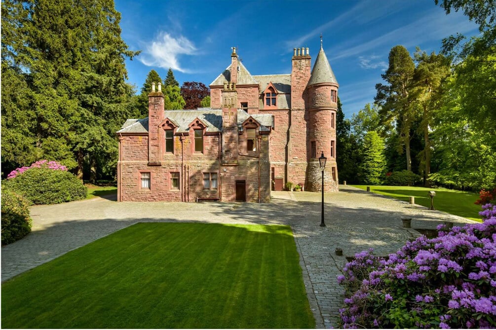 scotland castle for sale via desire to inspire on the happy list