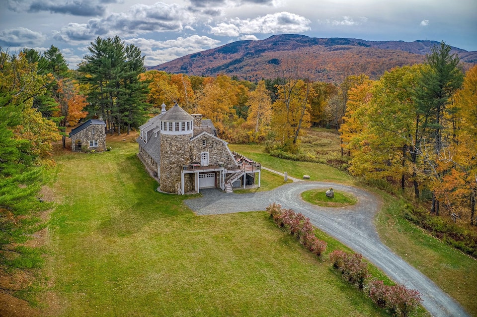 four season historic chalet on airbnb on the happy list