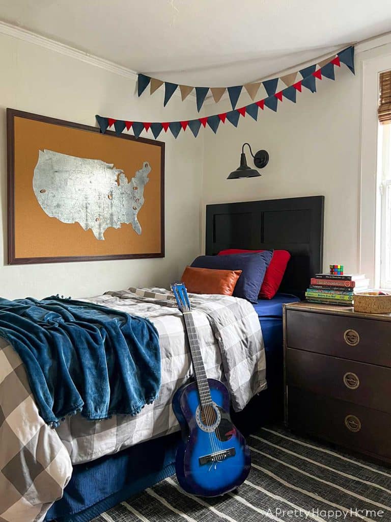 no sew denim bunting banner flag banner made from old jeans in a farmhouse bedroom