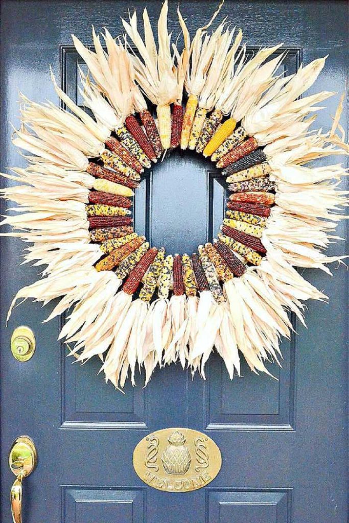diy indian corn wreath using glue and a wreath form by stonegable blog on the happy list