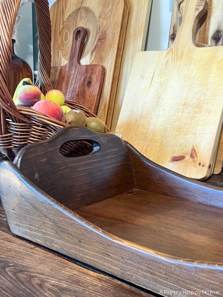 my latest thrift store finds wood tray decorating a home on a budget with thrifted finds