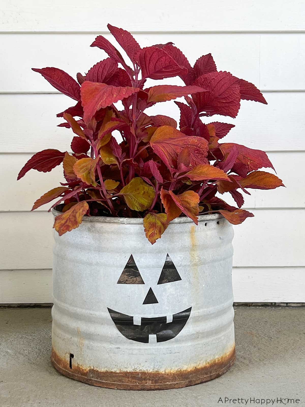 halloween planters with diy duct tape jack o lantern decal diy duct tape decals