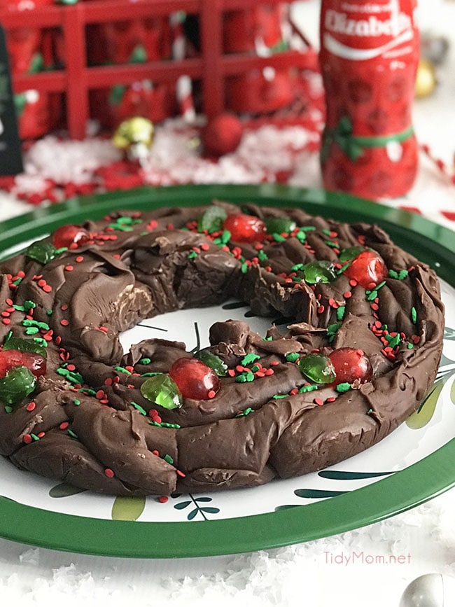 five minute fudge wreath recipe from tidymom on the happy list