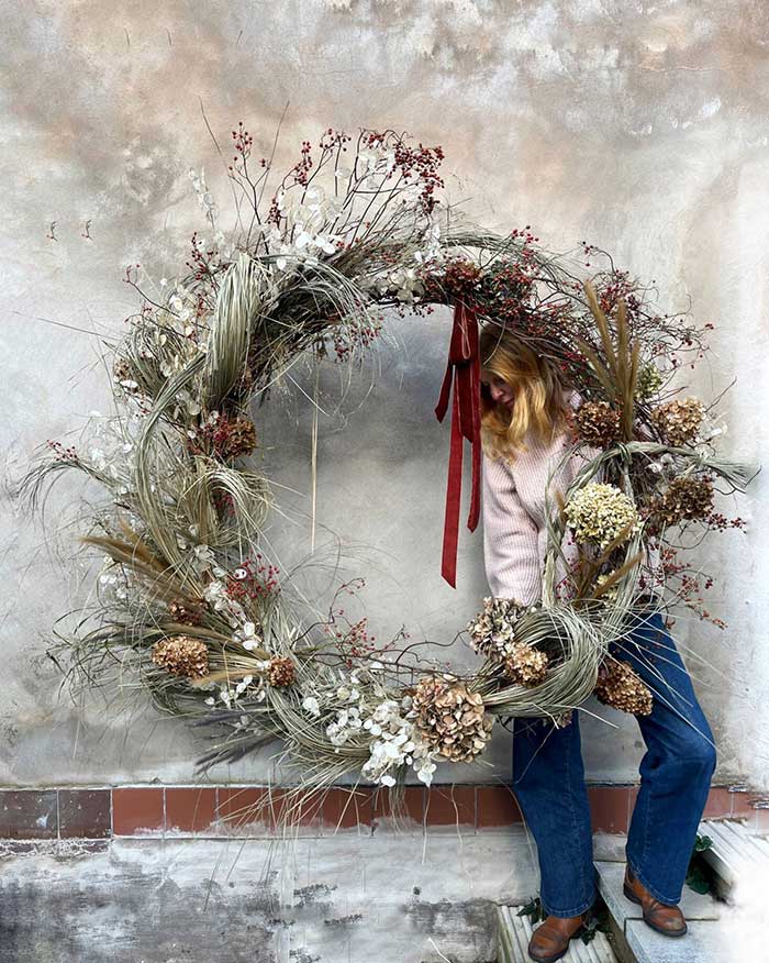 anna potter swallows and damsons large foraged wreath via remodilista and gardenista on the happy list