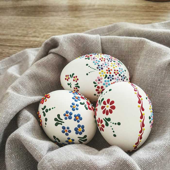 easter eggs decorated with wax from le cafe de maman on the happy list
