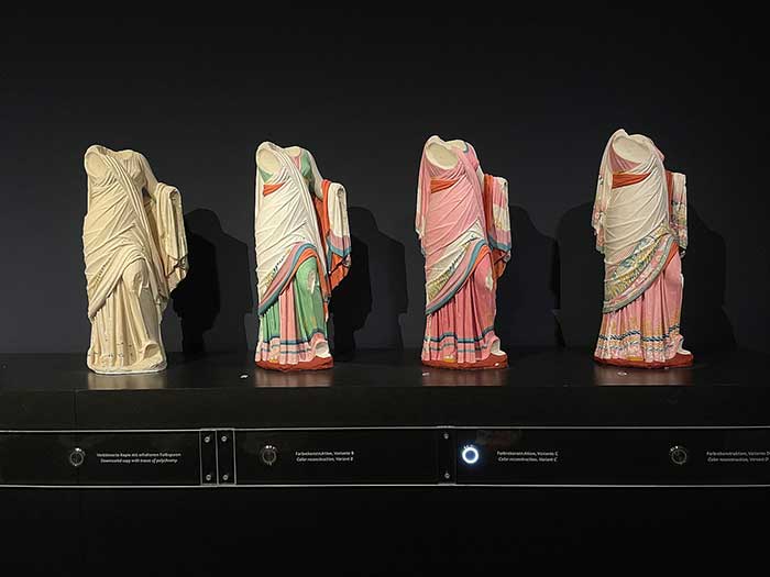 Experimental color reconstructions of a statue of a Muse in different stages by Vinzenz Brinkmann, Ulrike Koch-Brinkmann, Bianca Kress via wikimedia user Aquaplaning on the happy list