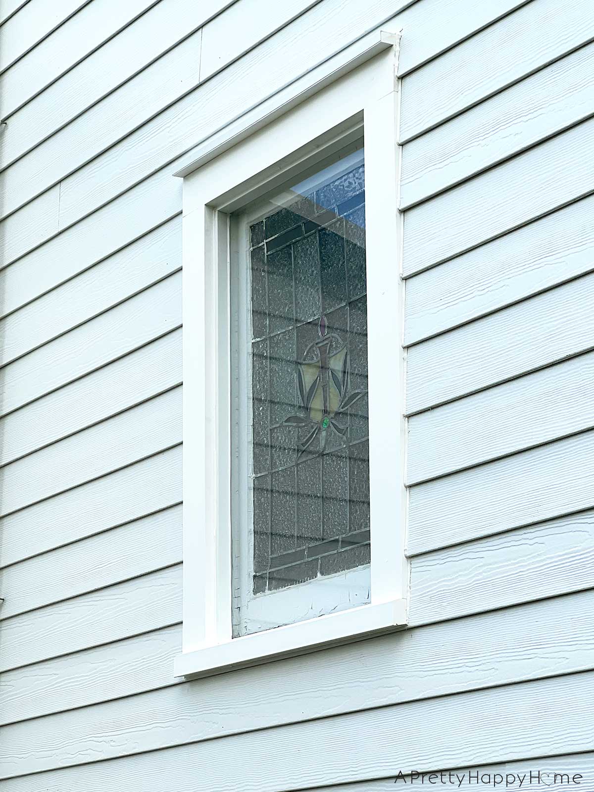 saving historic window drip edge trim detail on a 250 year old colonial farmhouse