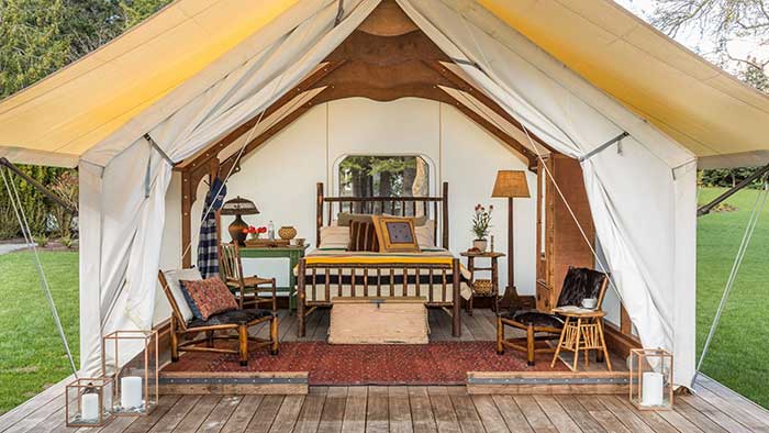 Hoedemaker Pfeiffer’s Whidbey Island Retreat with glamping tents Architecture & Interior Design by Hoedemaker Pfeiffer | Photography by Lisa Romerein & Andrew Giammarco via scout and nimble on the happy list