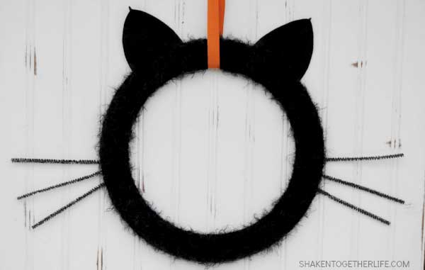 halloween black cat wreath by shaken together life on the happy list