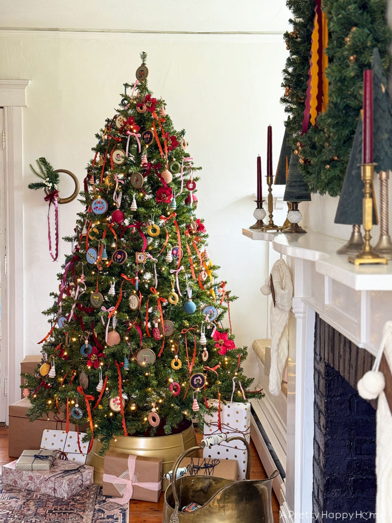 christmas tree with Embroidered Flower Christmas Ornaments