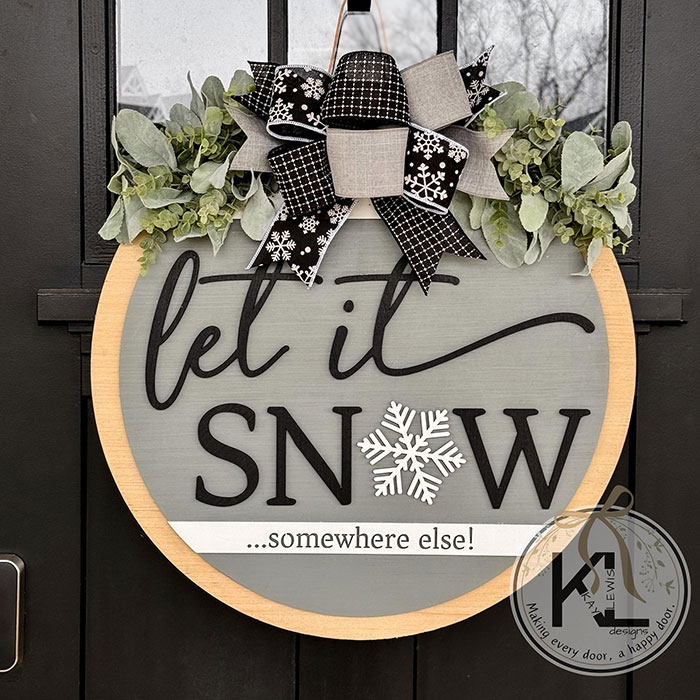 let it snow somewhere else wreath from kay lewis designs via etsy how to transition from a holiday wreath to a winter wreath