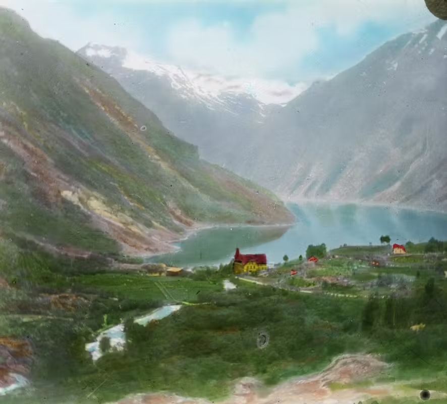 Geiranger ARTIST Unknown DATE ca. 1890-1915 from public domain image archive on the happy list