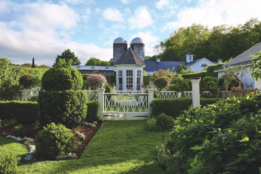 clover brook farm garden via flower magazine photo annie schlecter on the happy list