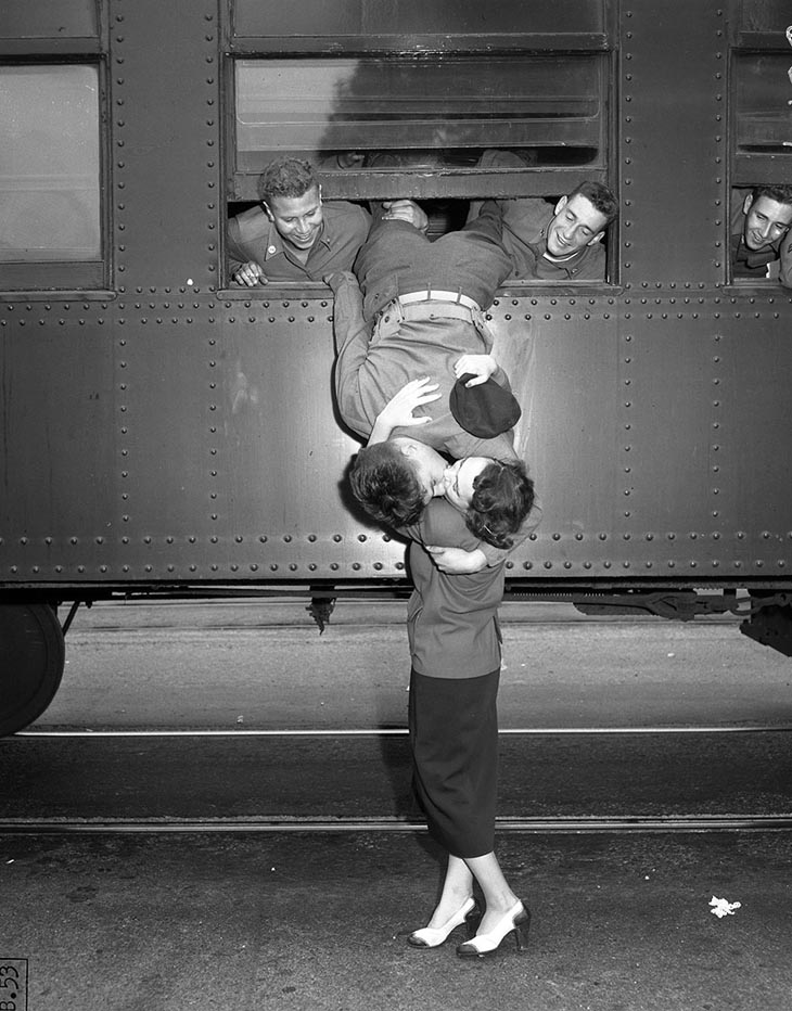 Korean War Goodbye Kiss, Los Angeles, Sept. 6, 1950. via rare historical photos.com